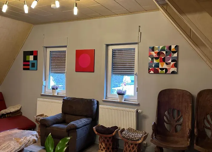 Ferien & Monteur Wohnung 1 - Little Afrika Extensive 5 Zimmer Wohnung