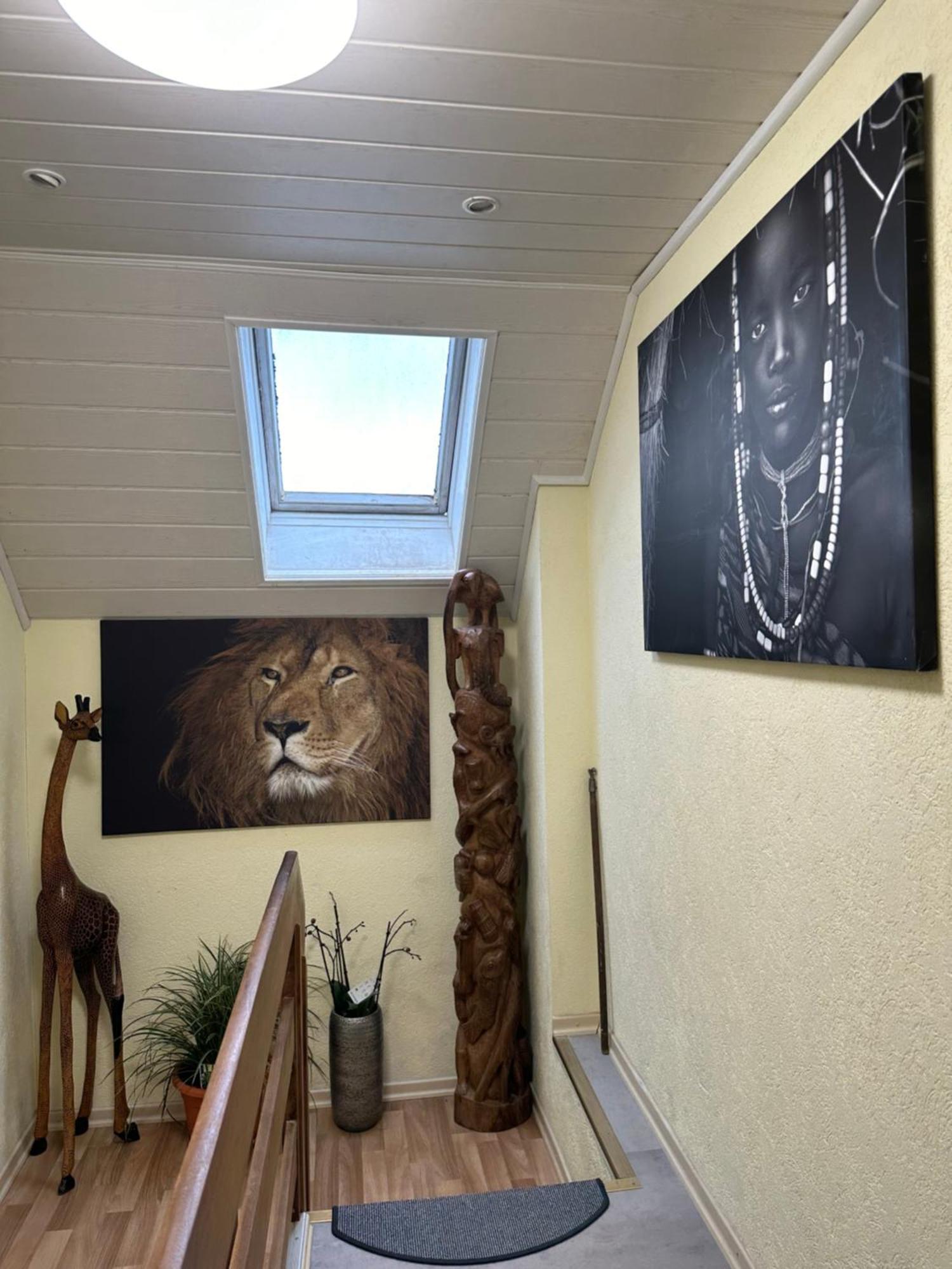 Ferien & Monteur 1 - Little Afrika Extensive 5 Apartment