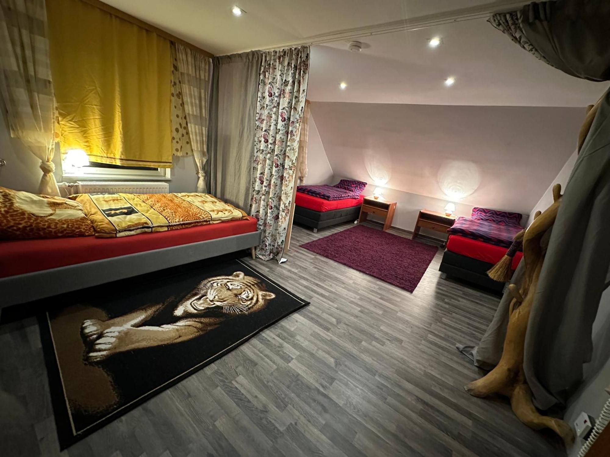 Apartment Ferien & Monteur 1 - Little Afrika Extensive 5 Minden (North Rhine-Westphalia)
