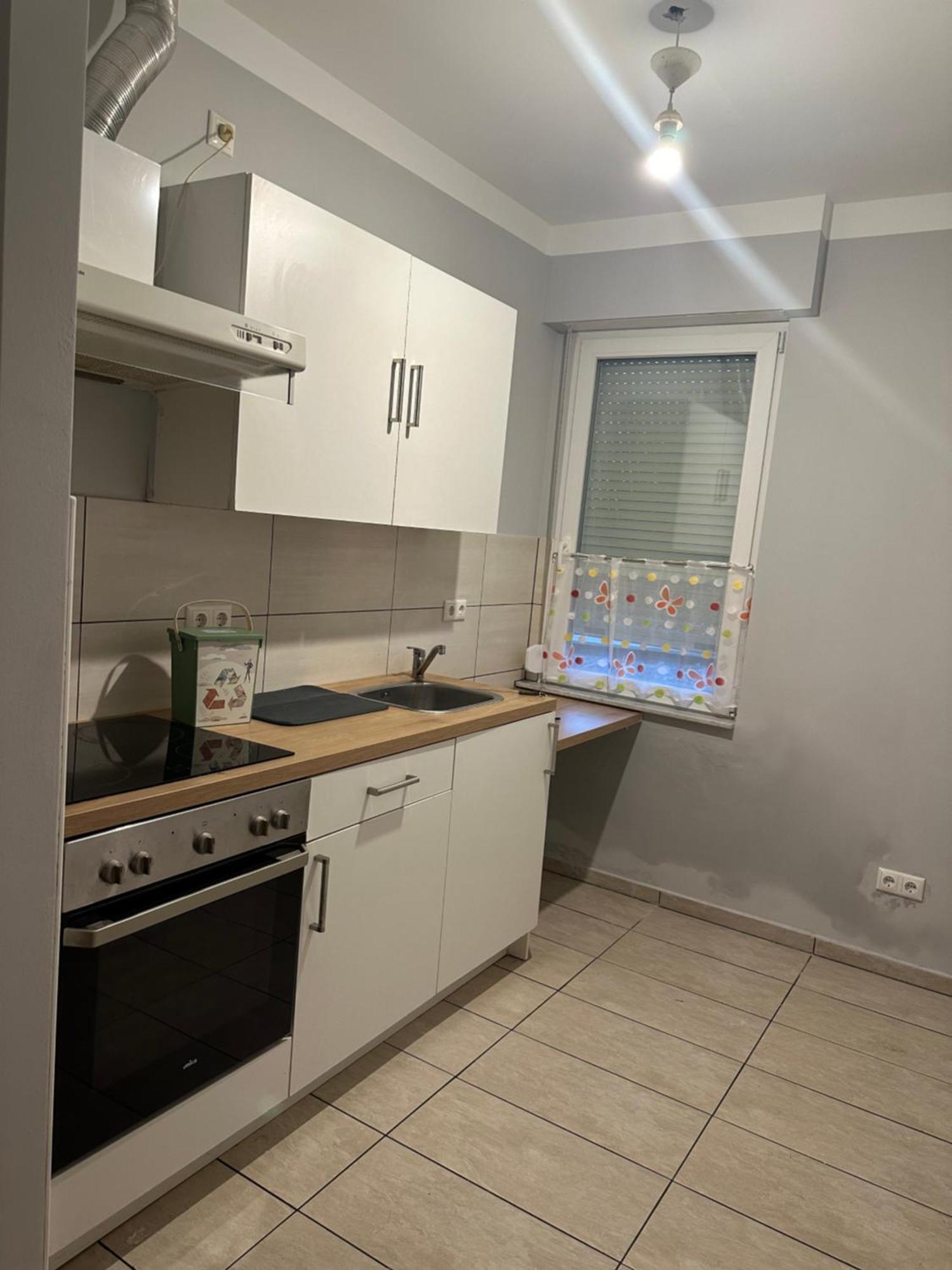Ferien & Monteur 1 - Little Afrika Extensive 5 Apartment *